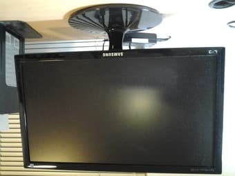 [Sale] Monitor (20 inch), Tablet (7 inch) 1
