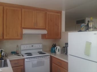 Room for Rent in 2 bed/2 bath apartment on Stanford Avenue 3