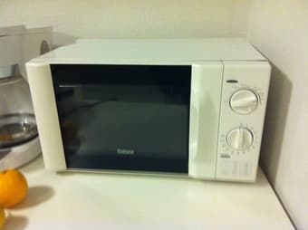 microwave $25 great condition 1