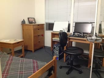$700/month Master Bedroom in a 2BR,3Occ Escondido Low-rise 1