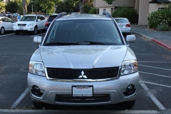 2011 Mitsubishi Endeavor AWD (Remaining Warranty) - $15,500 1