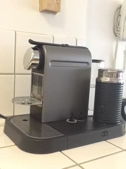 Nespresso citiz-milk-Titan machine $220 2