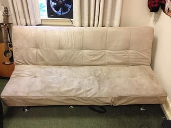 futon 1