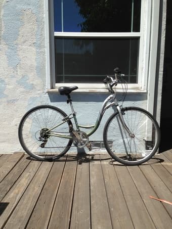 Comfort Bike- KHS Brentwood- size 14- $200 OBO 1