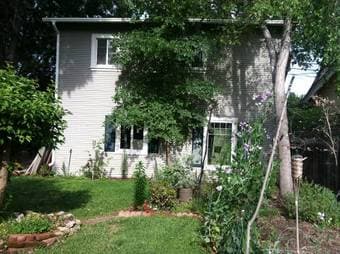 Menlo Park Cottage for Sublet - $375 per week 2