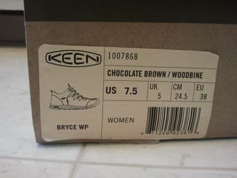 Keen women hiking shoe US-size 7.5 (Used once) $70 (original $125) 1