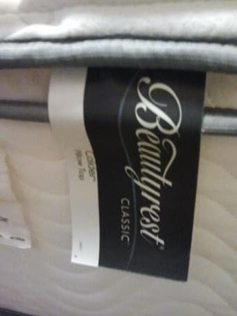 1-year-old Simmons Queen Mattress selling for less than half price 1