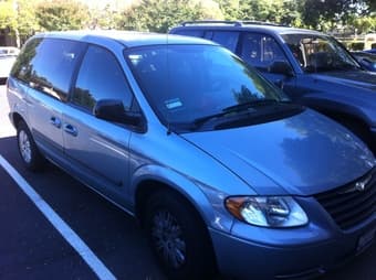Chrysler 2006 Town&Country Low Mileage (65k) @ $7000 - pictures 2