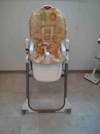 For Sale: Baby stuff (tub, bouncer, high-chair) 1