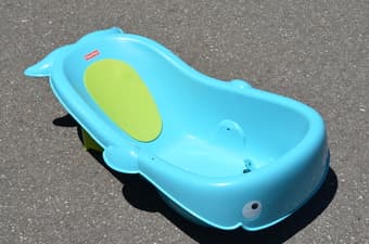 Baby bath tub - $10 1