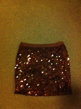 Banana Republic Sequin Skirt Size 4 selling for $5 1