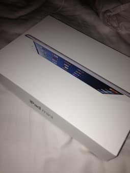 iPad mini 32 Gb white + speck case 420$ 3