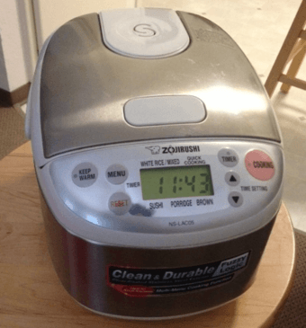 Good Quality:Zojirushi Rice Cooker, Microwave, Therapedic mattress top 1