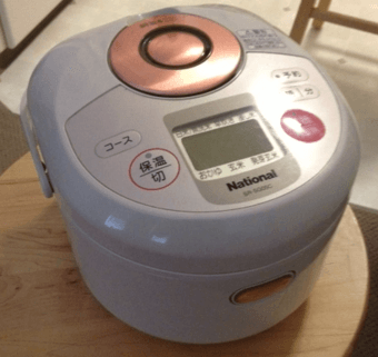 Good Quality:Zojirushi Rice Cooker, Microwave, Therapedic mattress top 2