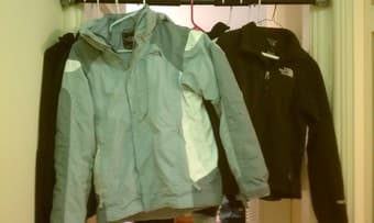 6/8 <8 AM - 3 PM> Women's Clothing Sale! Huge Selection! $1 - $20 2