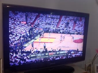 Superb Samsung LCD 40" for sales $450 OBO ... NBA Finals is coming! 1