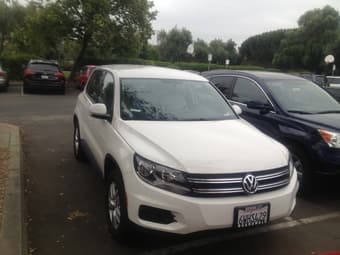 VW Tiguan 2.0 TSI 2012 white - amazing condition 3