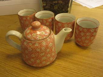 Cute Tea Set for Sale! 1