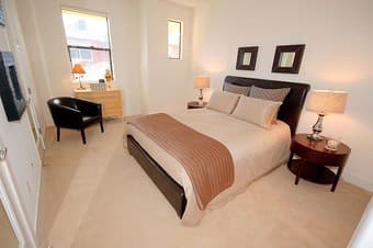 One bedroom / one bath room in new 3bd townhome - for summer or year 1