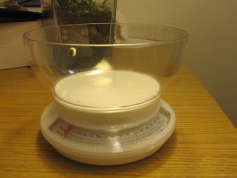 $5 Kitchen Scale, 50% off! 1