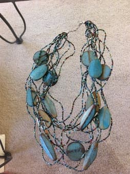 Beautiful necklace and earring set 1