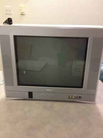 14" Toshiba Flat CRT TV - $10 2