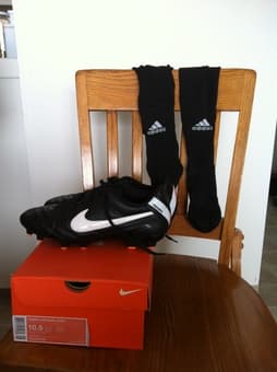NIKE SOCCER KLEETS AND ADIDAS SOCKS $40 1