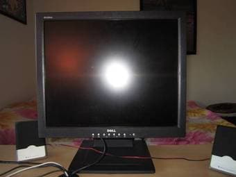 17.7'' Dell monitor for sale 2