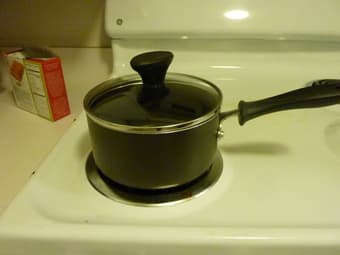 Cooking pans, moving out sale, start from 5$ 2