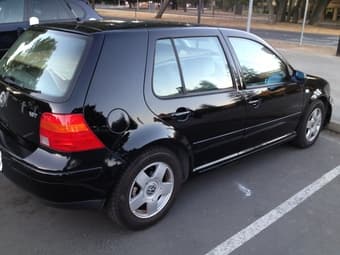 2000 VW Golf 1.8T 4-door 5-speed - $3200 OBO (Palo Alto) 2