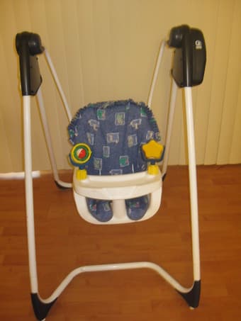 Baby swing and bouncer on sale 1