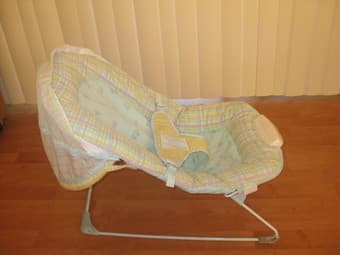 Baby swing and bouncer on sale 2