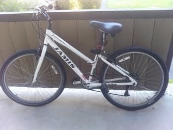 For Rent: Women's Mountain Bike 26' 1