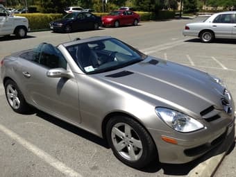 [Car for sale] Mercedes Benz SLK280 (2 seater convertible) 2