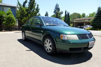 2000 Volkswagen Passat GLX, 109k miles $3800 1