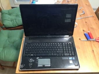 Hp Dv7 17" Laptop 2010 1.7Ghz i7, 8gb Ram, Windows 8 450$ 2