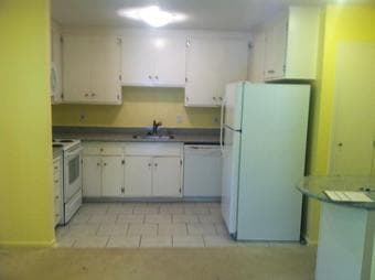 Room available for July - downtown Palo Alto 3