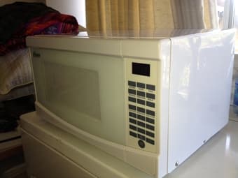 excellent condition microwave $30 2