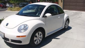 2009 white Clean Title Volkswagen beetle 56k miles bug beetles 3
