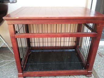 $15 Rug and $40 pet crate for sale 2