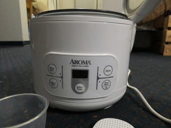 Digital rice cooker $15 1
