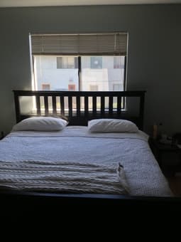 Private bed and bath in mountain view near San Antonio shopping center 1