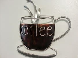 moving sale (wall decor,shower hanger,dish drainer,coffee machine) 3
