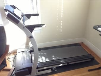 ProForm 830QT Folding Treadmill - $400 1