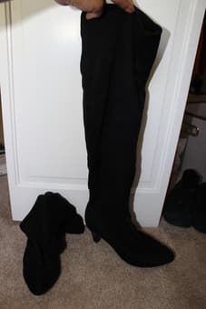 Women's boots for sale! Sizes 8-9 2