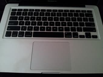 Macbook Pro 13.3'' - 600 OBO 3