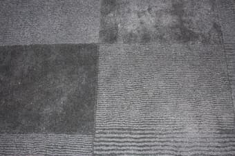 Beautiful black rug for sale! 2