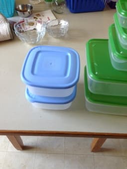 Plastic storage boxes, plastic baskets 2