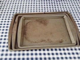 Knives,spoon holder,sterlite box,nonstick cookie sheet 3