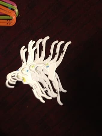 30 kids hangers - only $ 3 !! 3